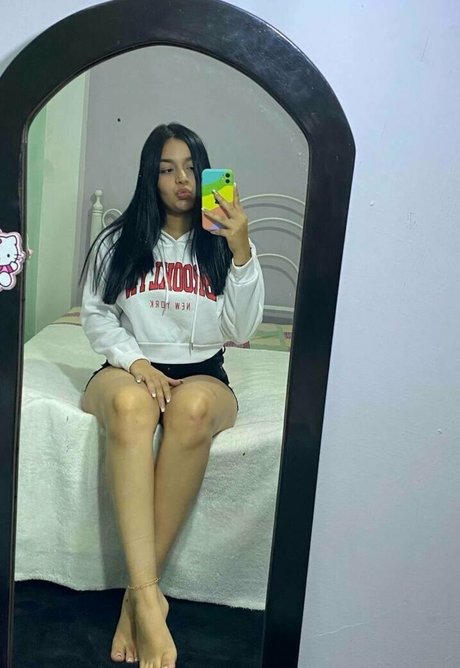 adripiecitos xxx pornstar pic