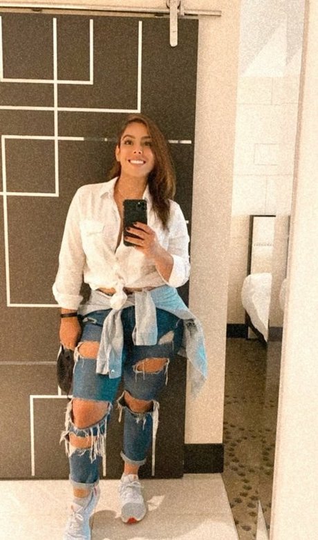 Nitu Sharma xxx pornstar galleries