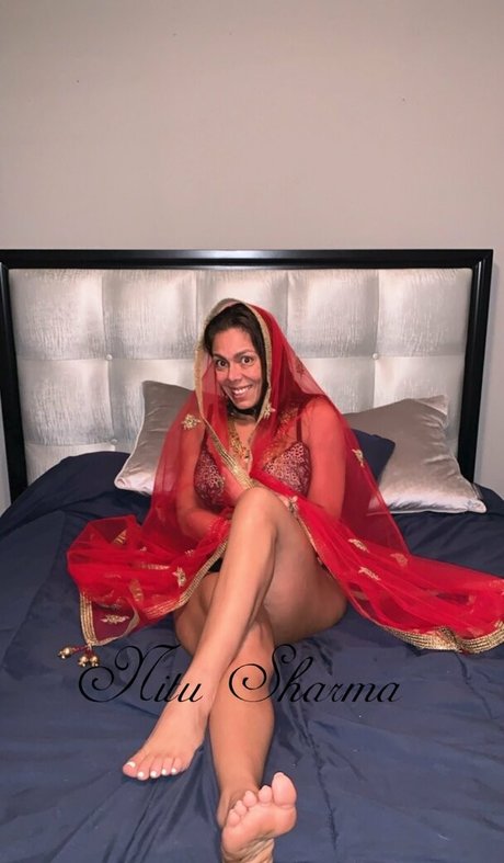 Nitu Sharma star nice picture