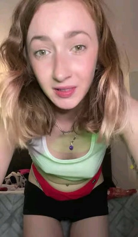 junipercandy nude model pic