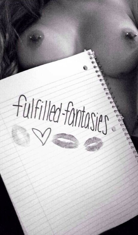 silencedhippie nude model photo