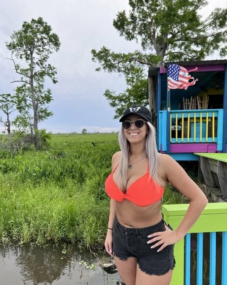 Hannah Murrell model hot img