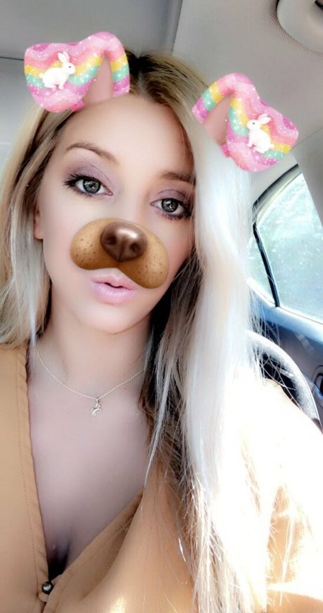 Hannah Murrell sexy star image