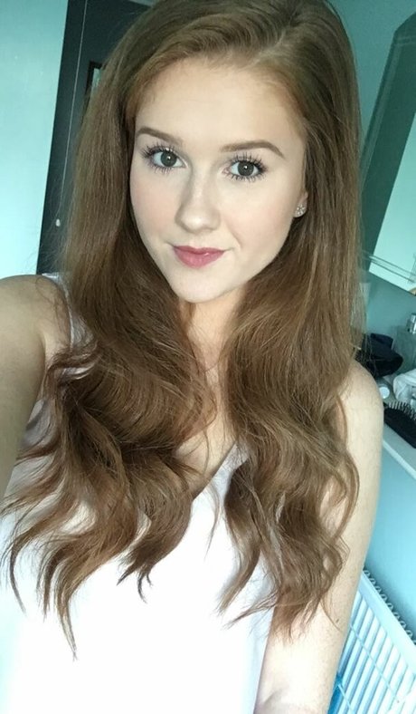 Chloe Rock exclusive model archive