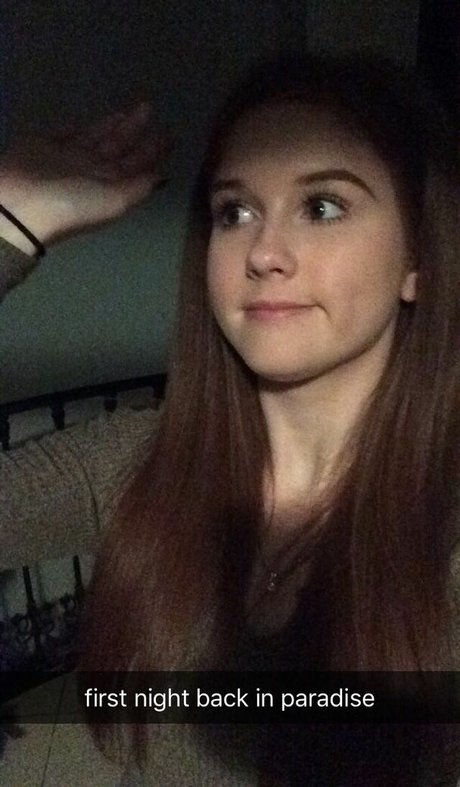 Chloe Rock top model photo