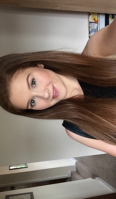 Chloe Rock nudes model pictures