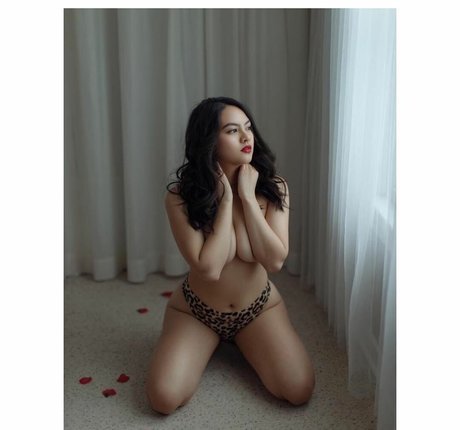 Nina Valencia star porn photos