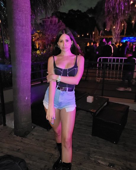 blonde tattoos onlyfans pretty image