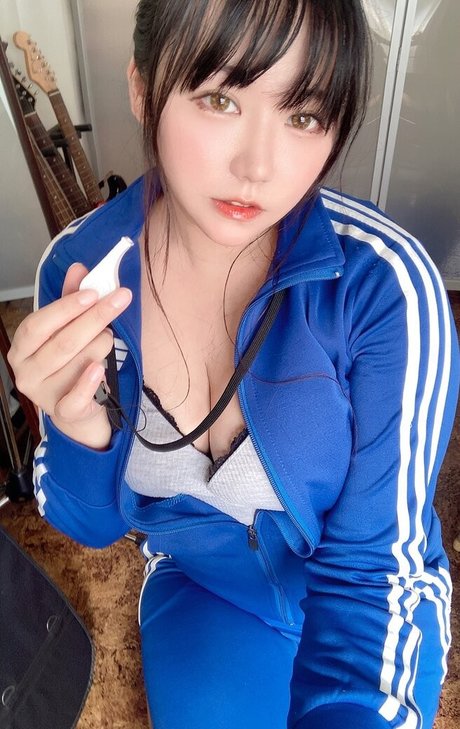 madhoney01 model img