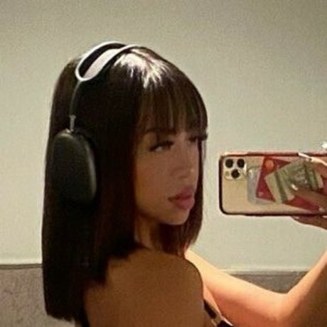 ihylilho sex model picture