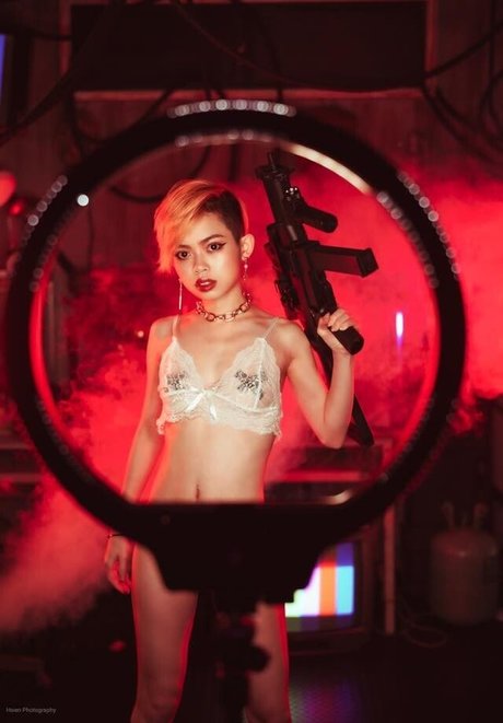 EmotionalBirdy star nudes galleries