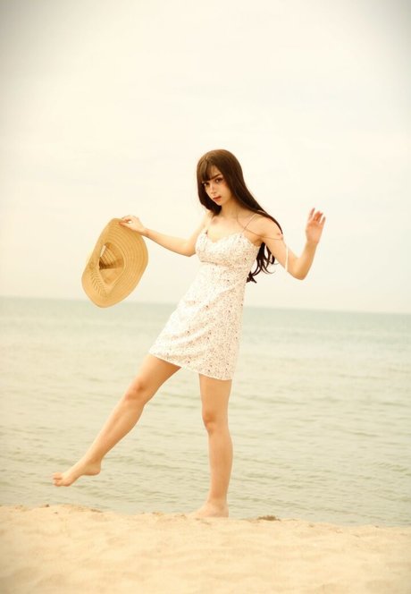 Himeecosplay star pornographic photos