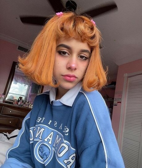 Littlebunnygirl model xxx image