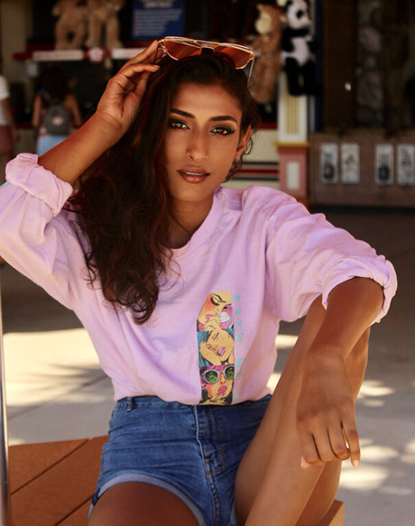 Devi Chai model pretty photo