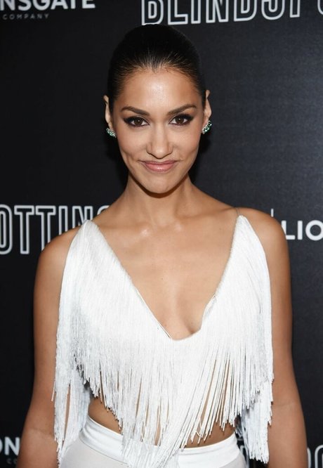 Janina Gavankar pornographic model photo