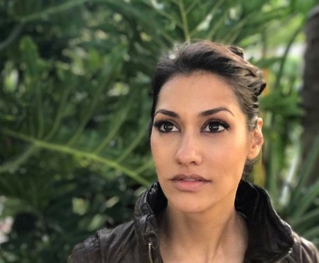 Janina Gavankar pornstar hot photo