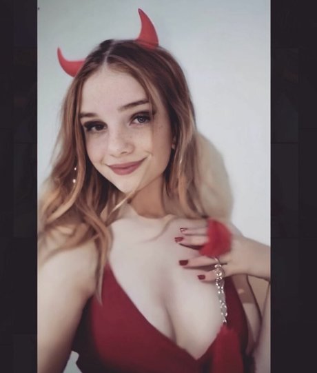 SSandia free star pics