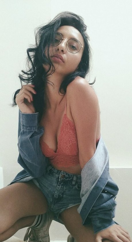 Kizillolita pornographic actress photo