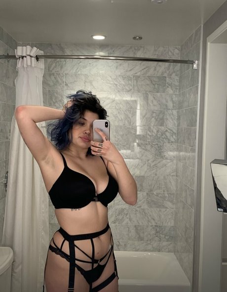 Edensgard3n sexy star pic