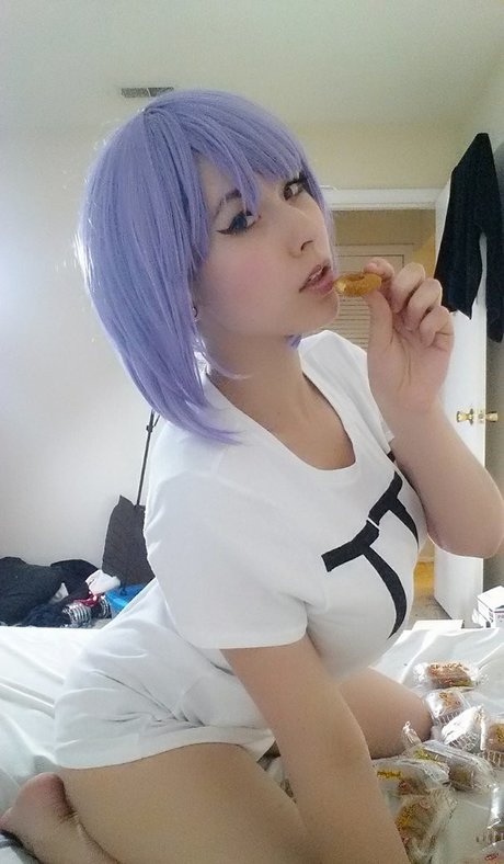 Mira Scarlet erotic pornstar gallery