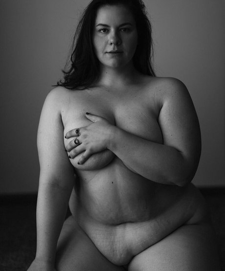 Grizbbly free actress pictures