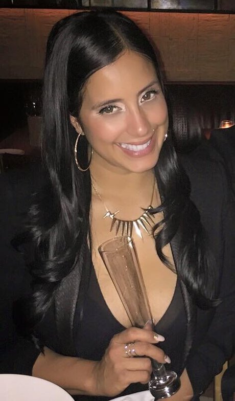 hairy lesbian onlyfans best img