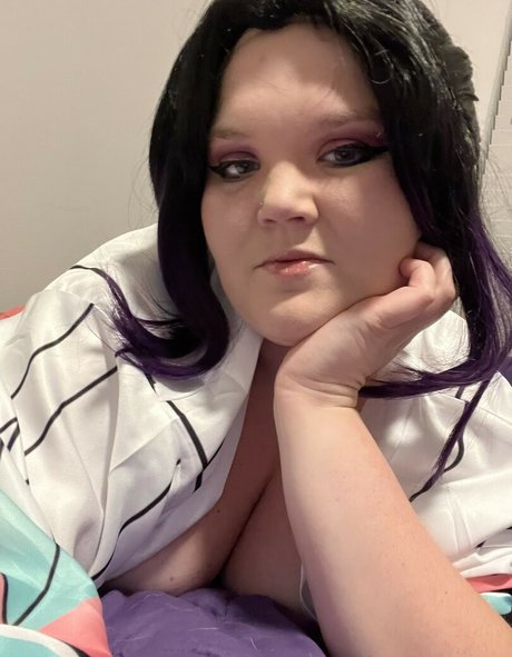 kuhrish adult model img