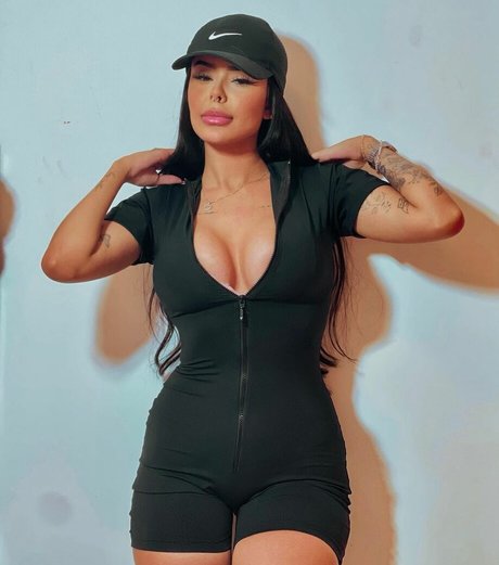 Mah Tavares model pornographic img