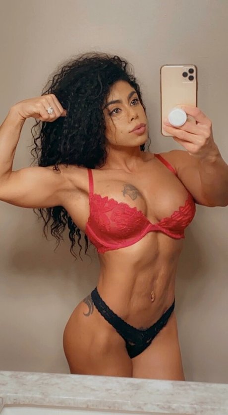 Yanet star adult picture