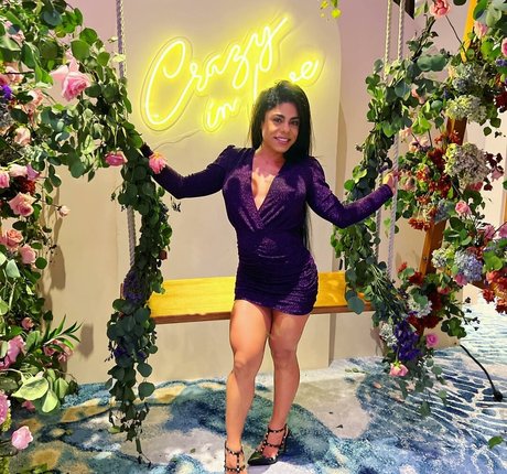 Yanet hot actress archive