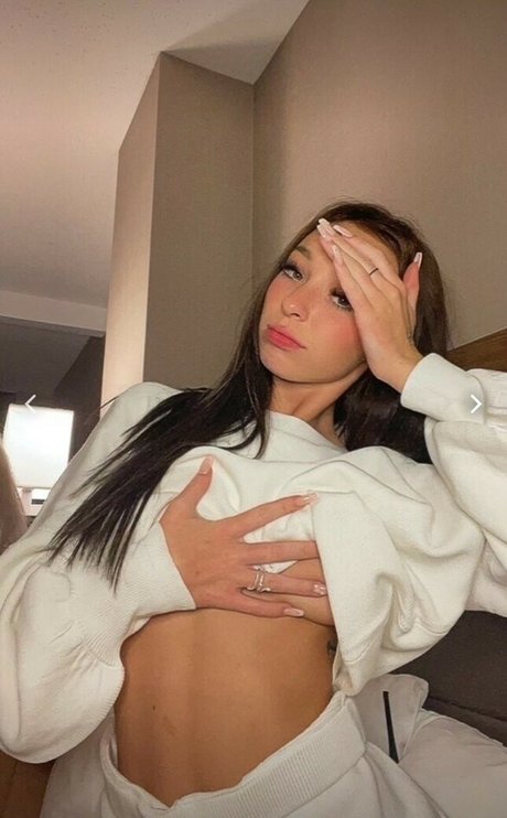 katiekbae star free picture