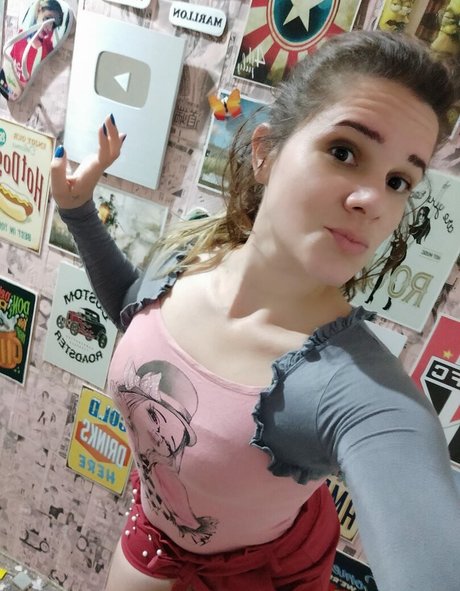 Casal Canalha naked model photo