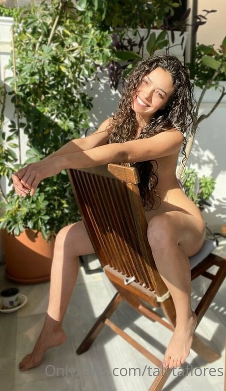 Finalmente model naked pic