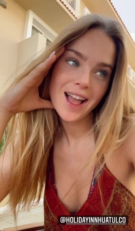 Inna Moll sexy pornstar archive