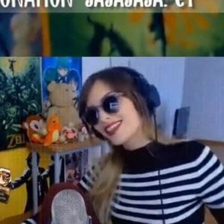 Iamcristinini model naked pics