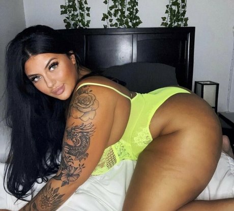 Ashley091 sexy model photo