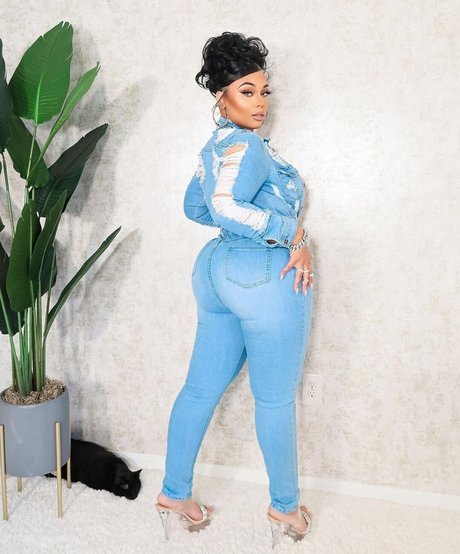 Passion Jonesz pornstar sexy image