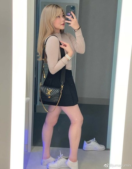 Julia Nakamura hd model galleries