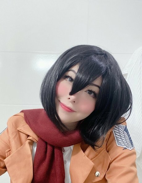 Julia Nakamura star free images