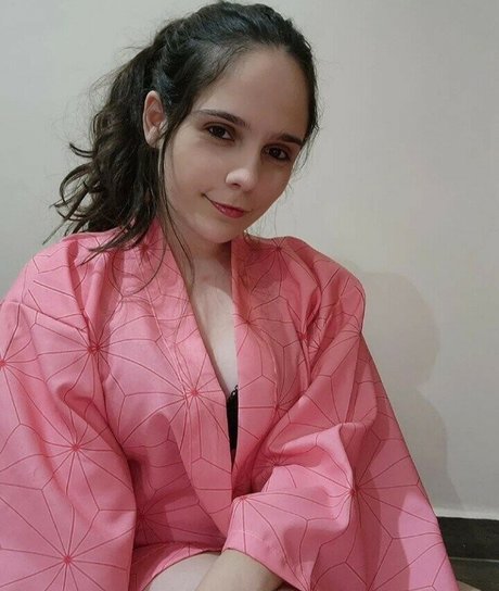 Laysa Meroto art model picture