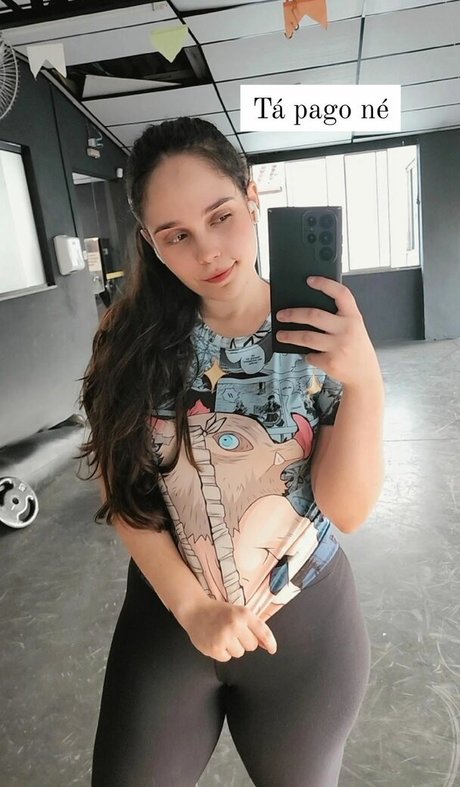 Laysa Meroto high quality actress pics