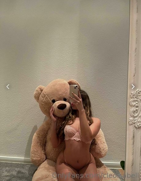 Cleo Isabell hd pornstar pics