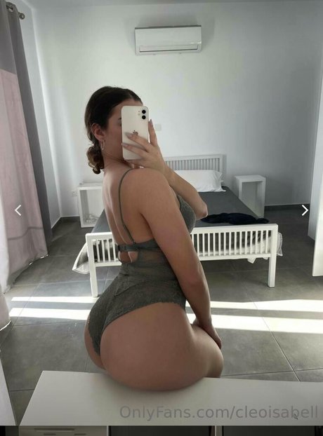 Cleo Isabell pornstar nudes pic