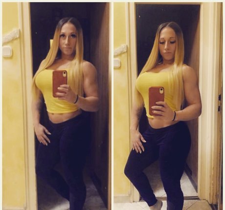 Reni Gendur pornographic star photos