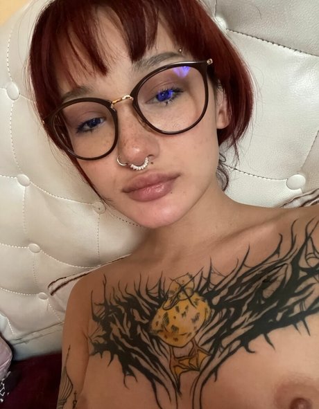 amateur squirt onlyfans naked archive