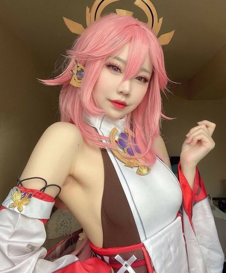 tsikyo model art galleries