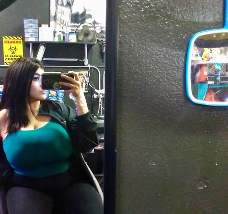 Kim Rose sexy model pics