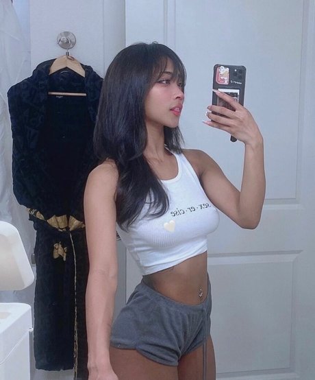 stan sumalee xxx pornstar picture