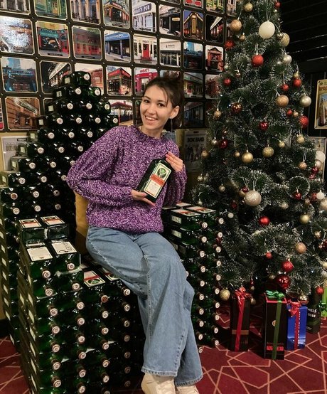 adorable dina model nude photos