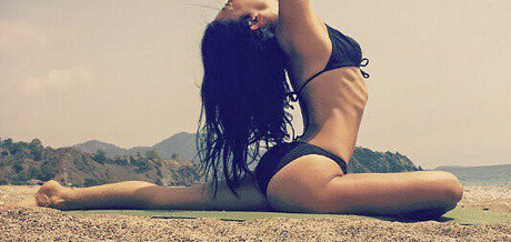 Asra Tin star erotic pics